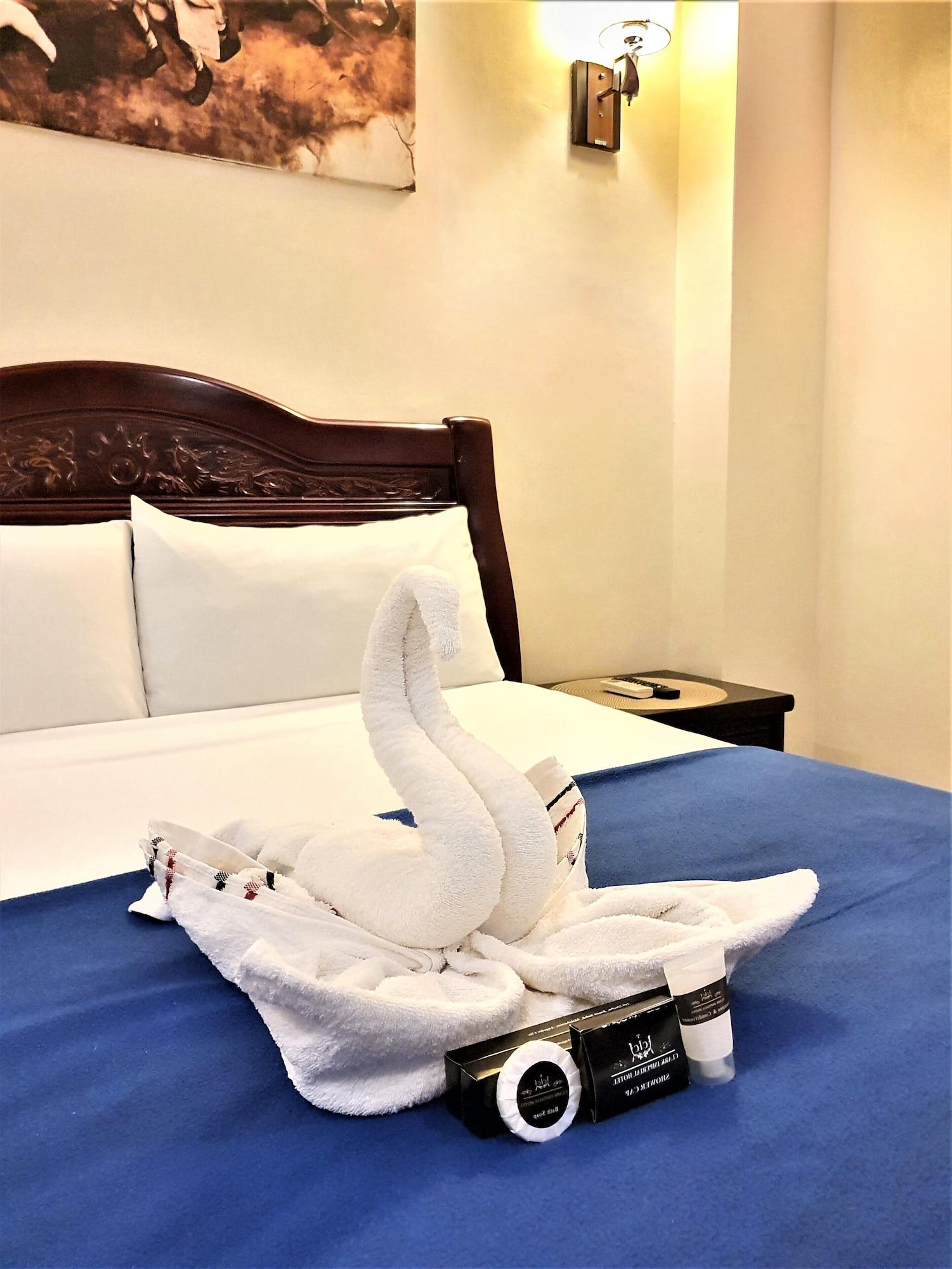 Clark Imperial Hotel Angeles Bagian luar foto